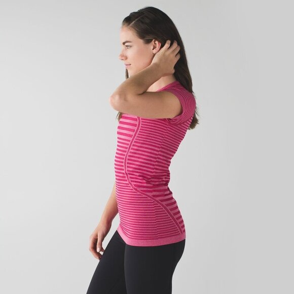 Lululemon Womens Swiftly Tech Short Sleeve Shirt Rare Design Striped - Picture 2 of 15